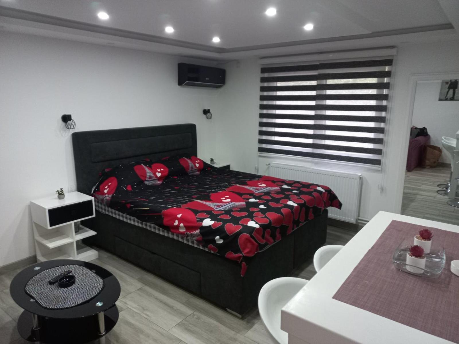 Adrijana 2 Apartmani Vrnjacka Banja Ngoại thất bức ảnh